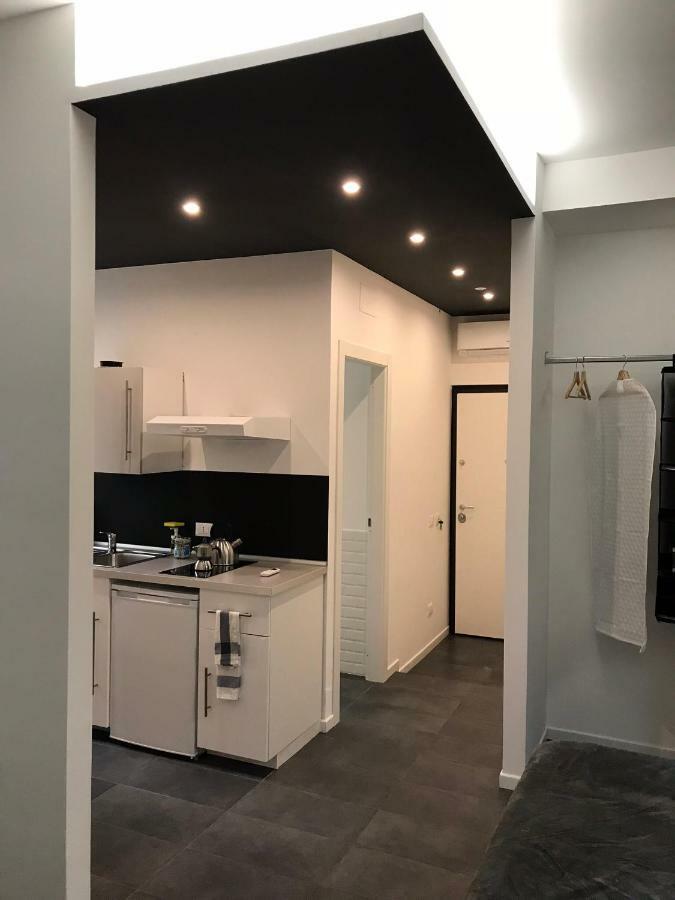 Ale 160 Lägenhet Rom Exteriör bild